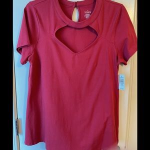 NWT Torrid - Foxy Choker Neck Keyhole Cut Out Top in Raspberry.
